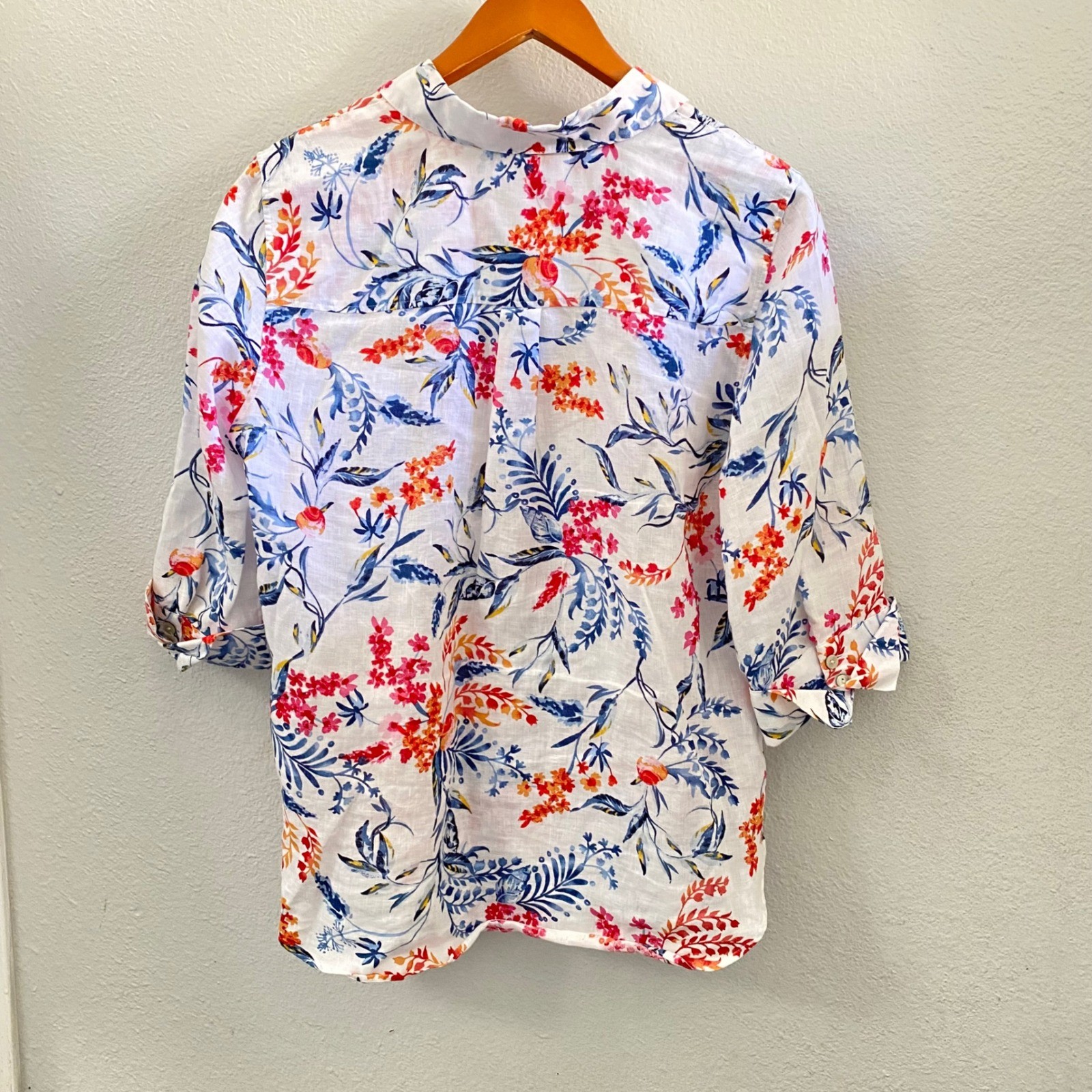 Chicos Floral 100% Linen Button Down Shirt White Blue Pink Orange US 6 570367210