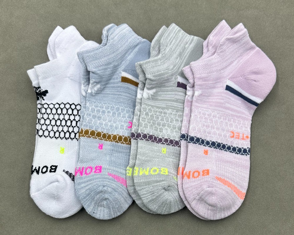 4 Pair Women’s All-Purpose Performance Ankle Socks Size Med 4 Colors Mix BOMBAS