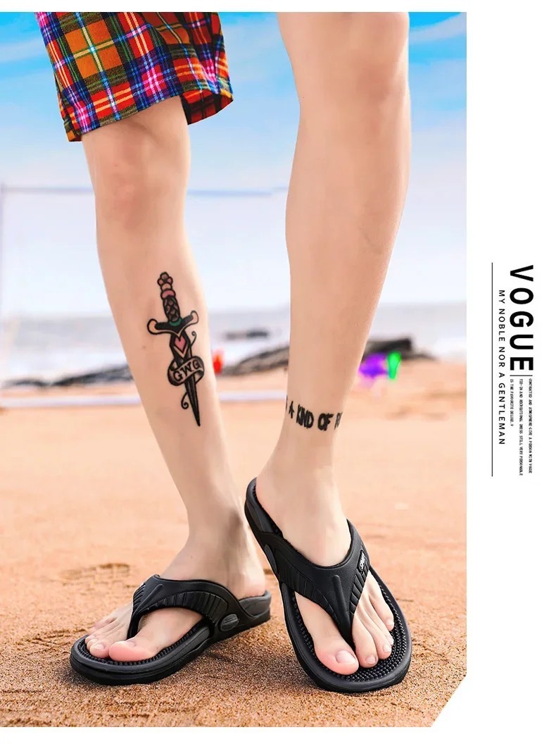 Massage Flip-flop Summer Men Slippers Beach Sandals Comfortable Men Casual Shoe.