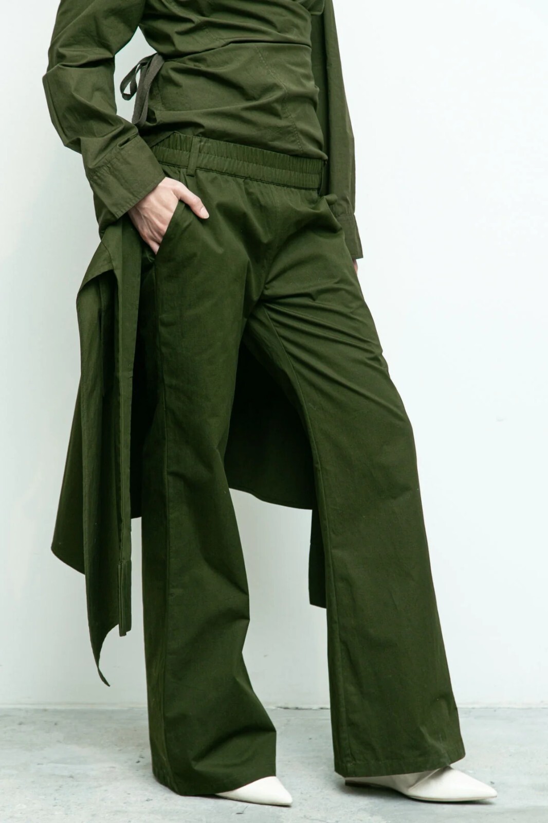 NWT $485 SoHo Designer Nicholas K Free People Micah Pants Green Tie Wrap L Large