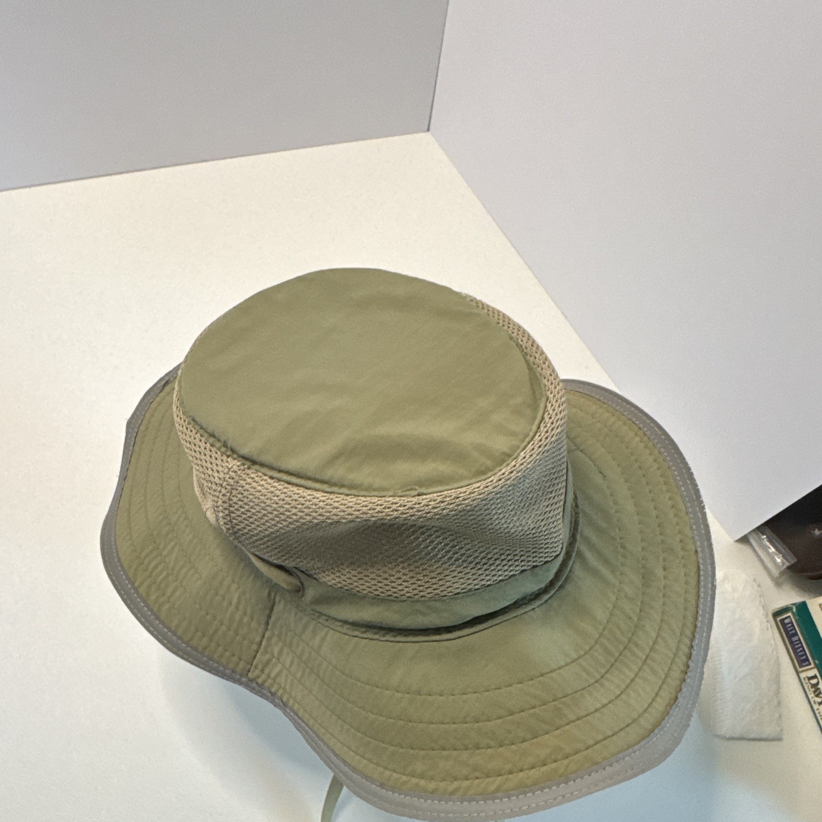 Magellan Outdoors Green Boonie Hat Wide Brim Mesh Back Chin Strap Men S/M