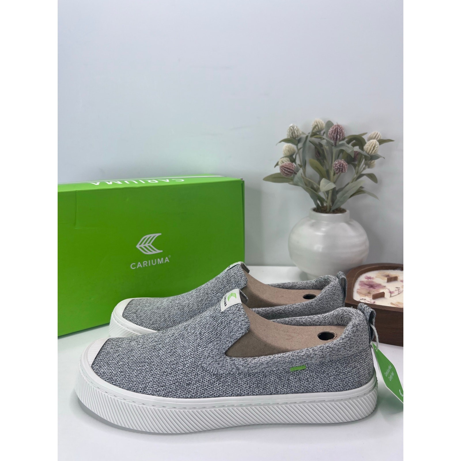 Cariuma IBI Slip On Knit Sneaker Casual Sporty Comfort Light Gray Women’s 10 NWB