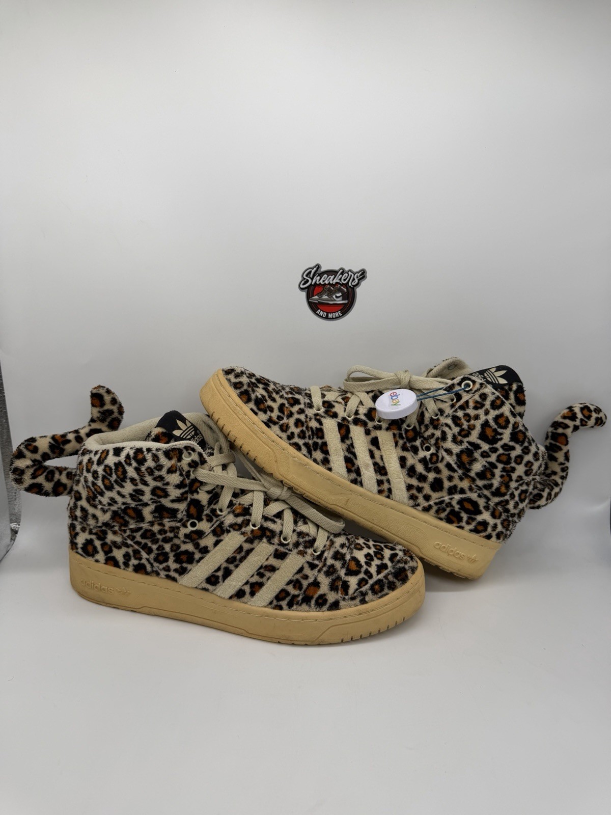 Adidas x Jeremy Scott Leopard Cheetah Animal Tail Wings Bear Mens V24536 Size 11