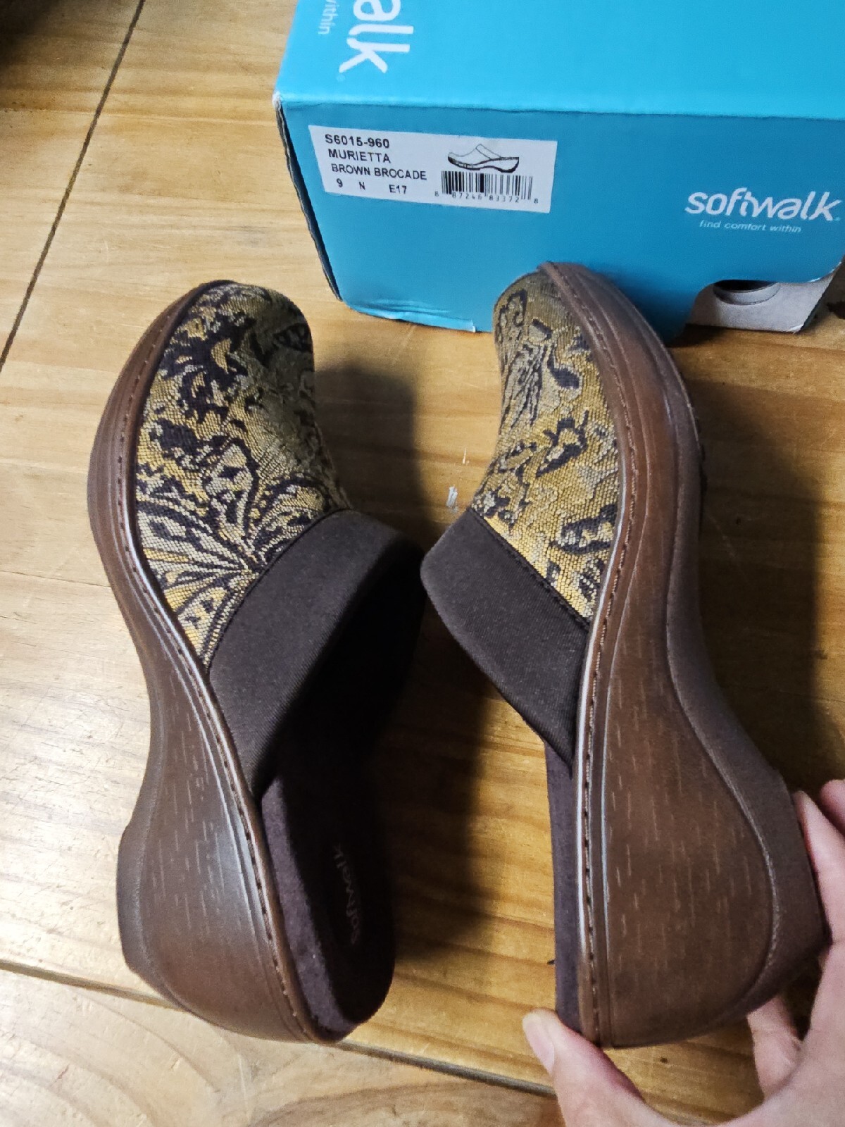 SoftWalk Women’s Murietta Mule, Brown Brocade, fabric upper 9 N US