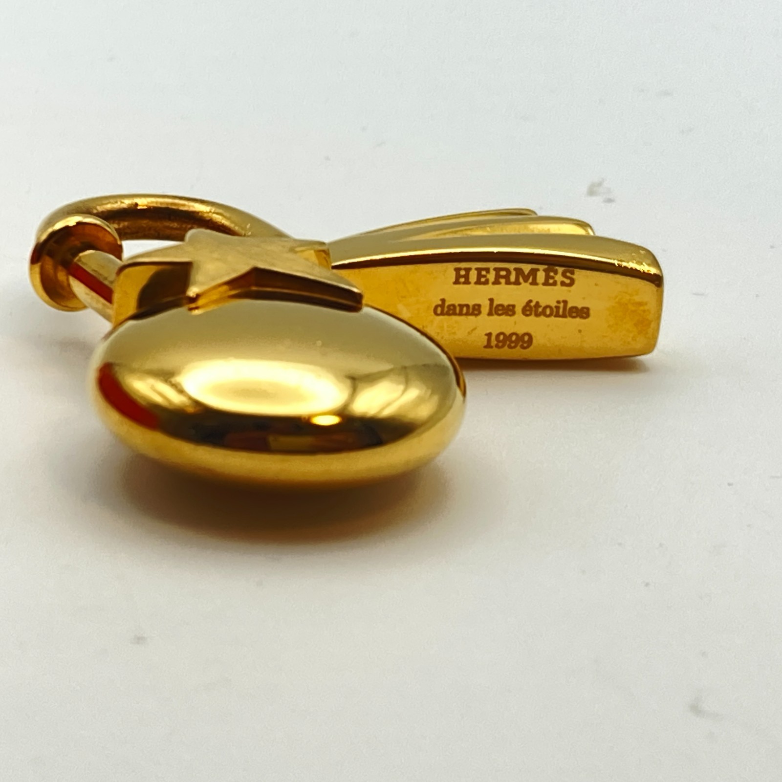 HERMES Cadena Padlock Shooting Star 1999 Gold Lock Bag Charm 28.2g
