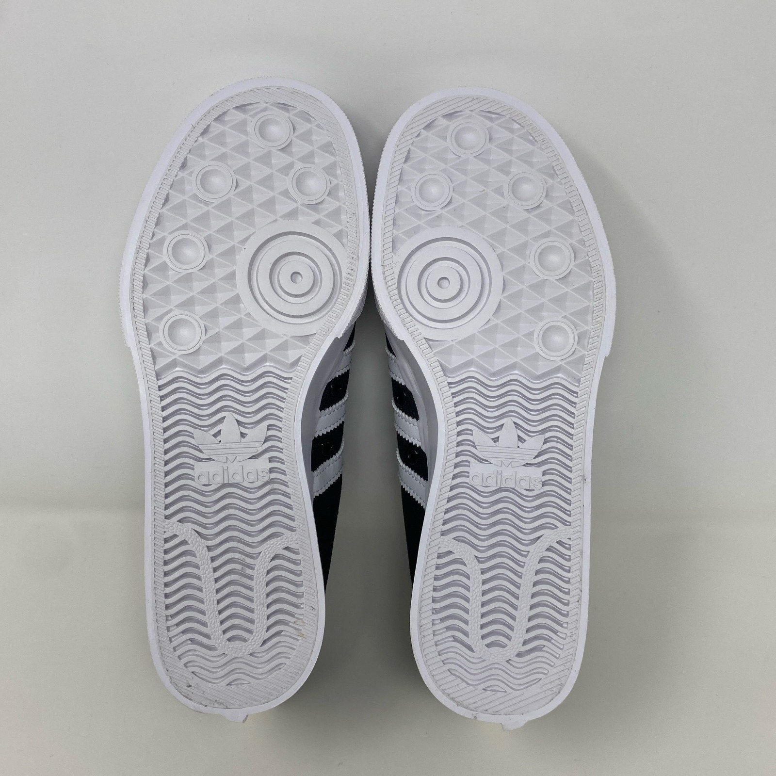 Adidas Nizza Platform W Black/White Women’s 6.5 FV5321