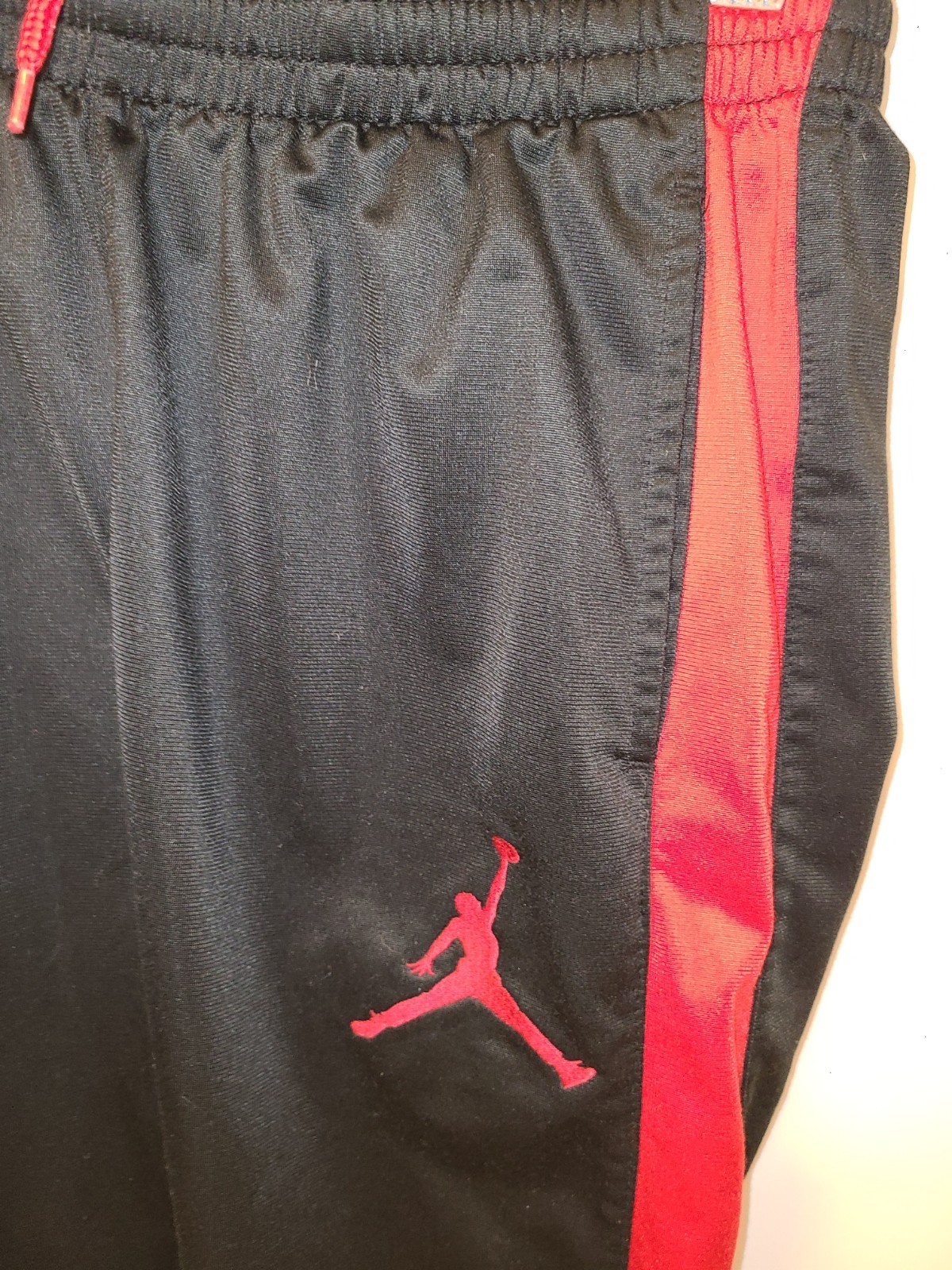 Nike Air Jordan Logo Black w Red Accents Slim Leg Joggers w Pockets Med 10-12