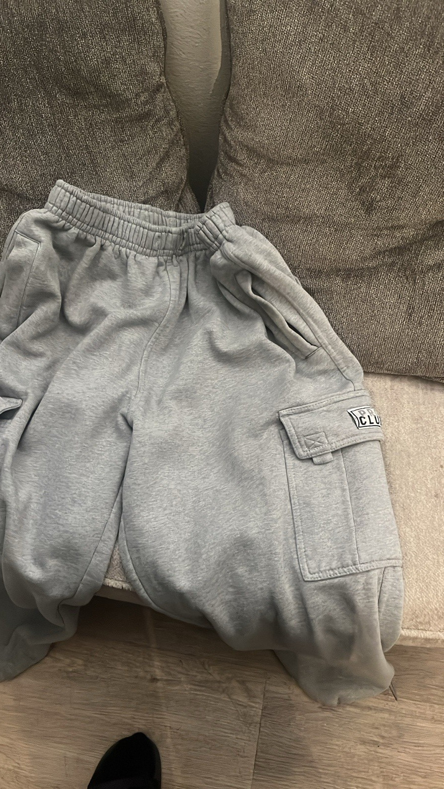 Pro Club Men’s Gray Fleece Sweatpants L Tapered Drawstring Pockets 30″
