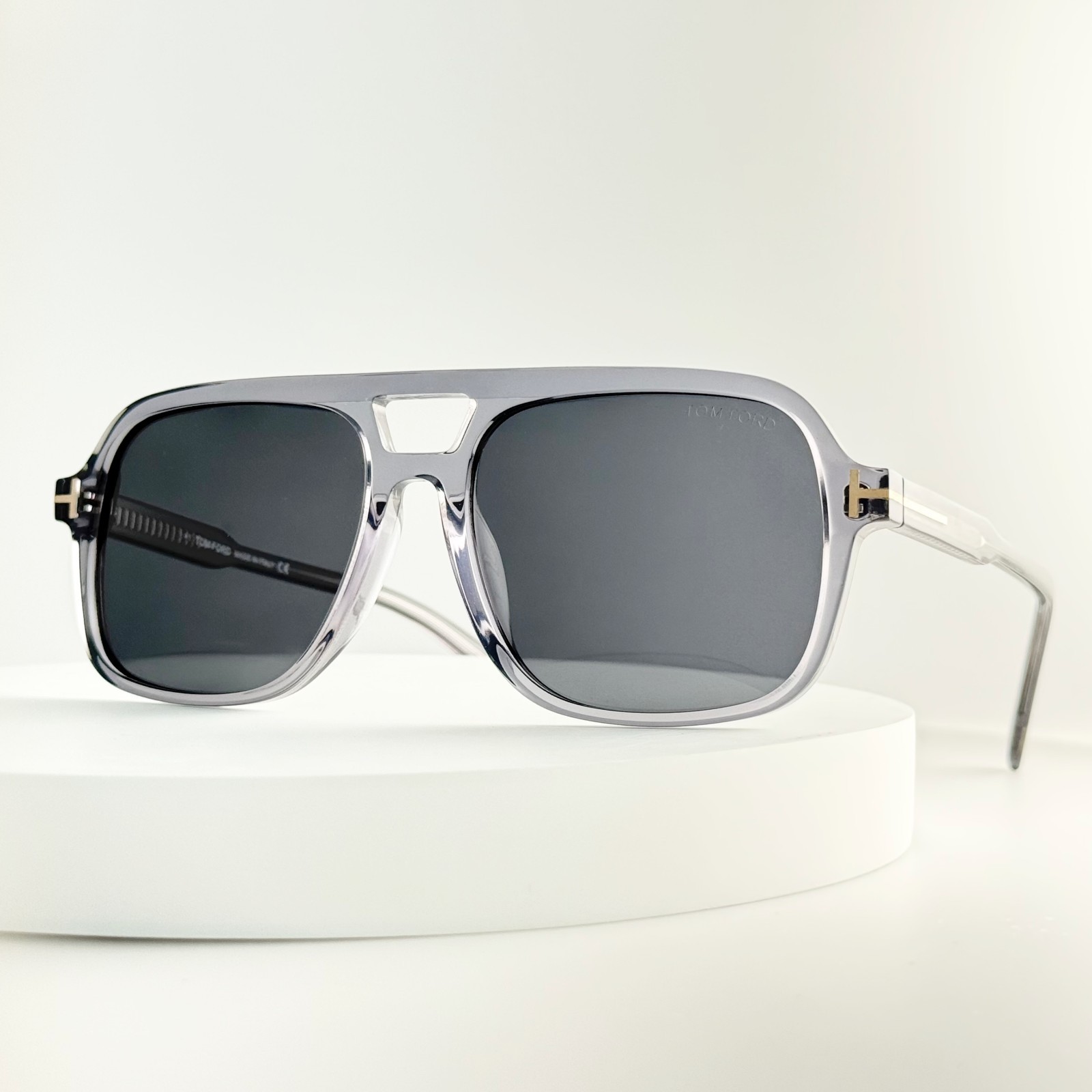 Tom Ford TF884 Falconer Sunglasses Smoke Gray Frame Dark Gray Lens 60mm
