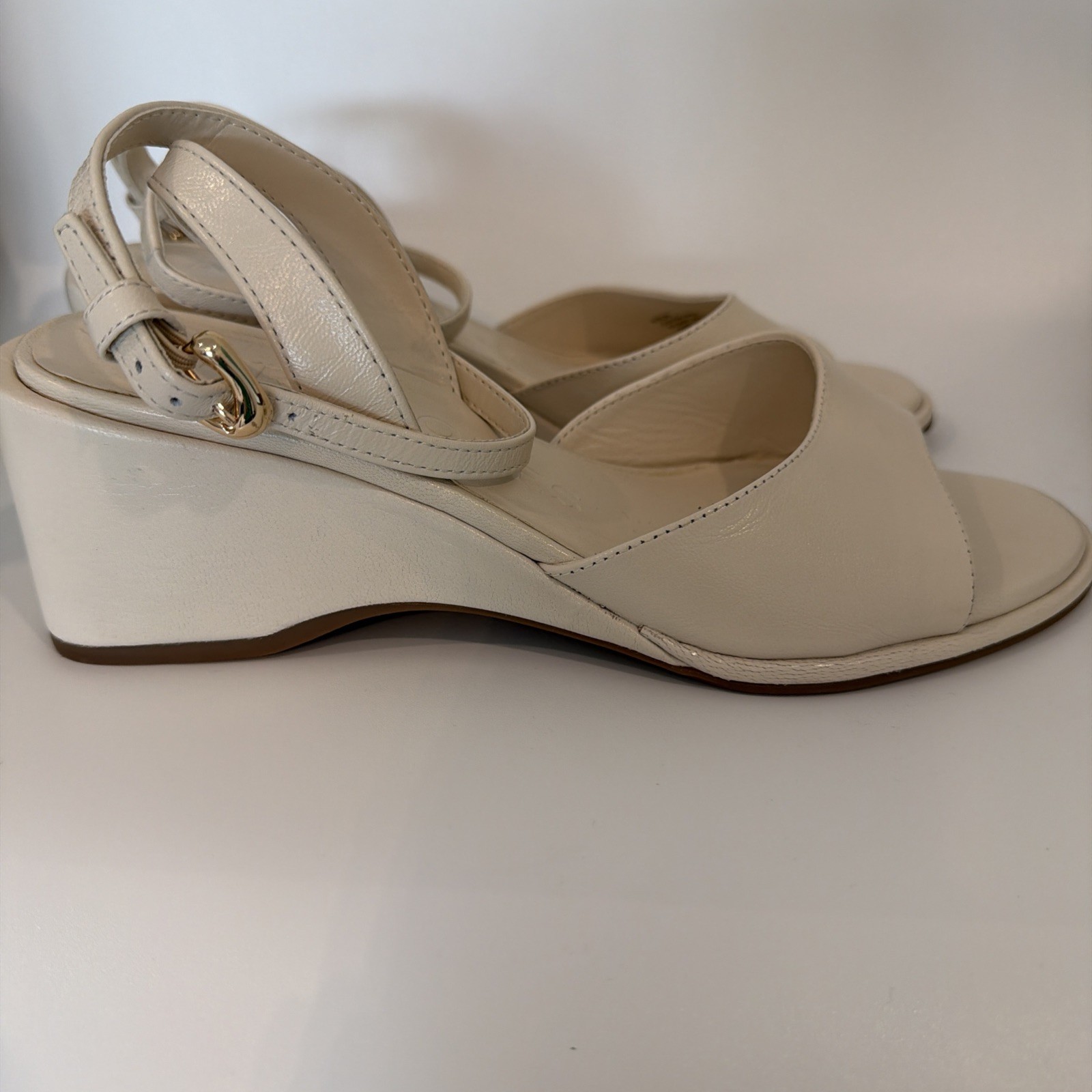 Aerosoles Sz 8 M Nixon Cream Leather Sandals Wedge Strappy Comfort Dressy NWOB