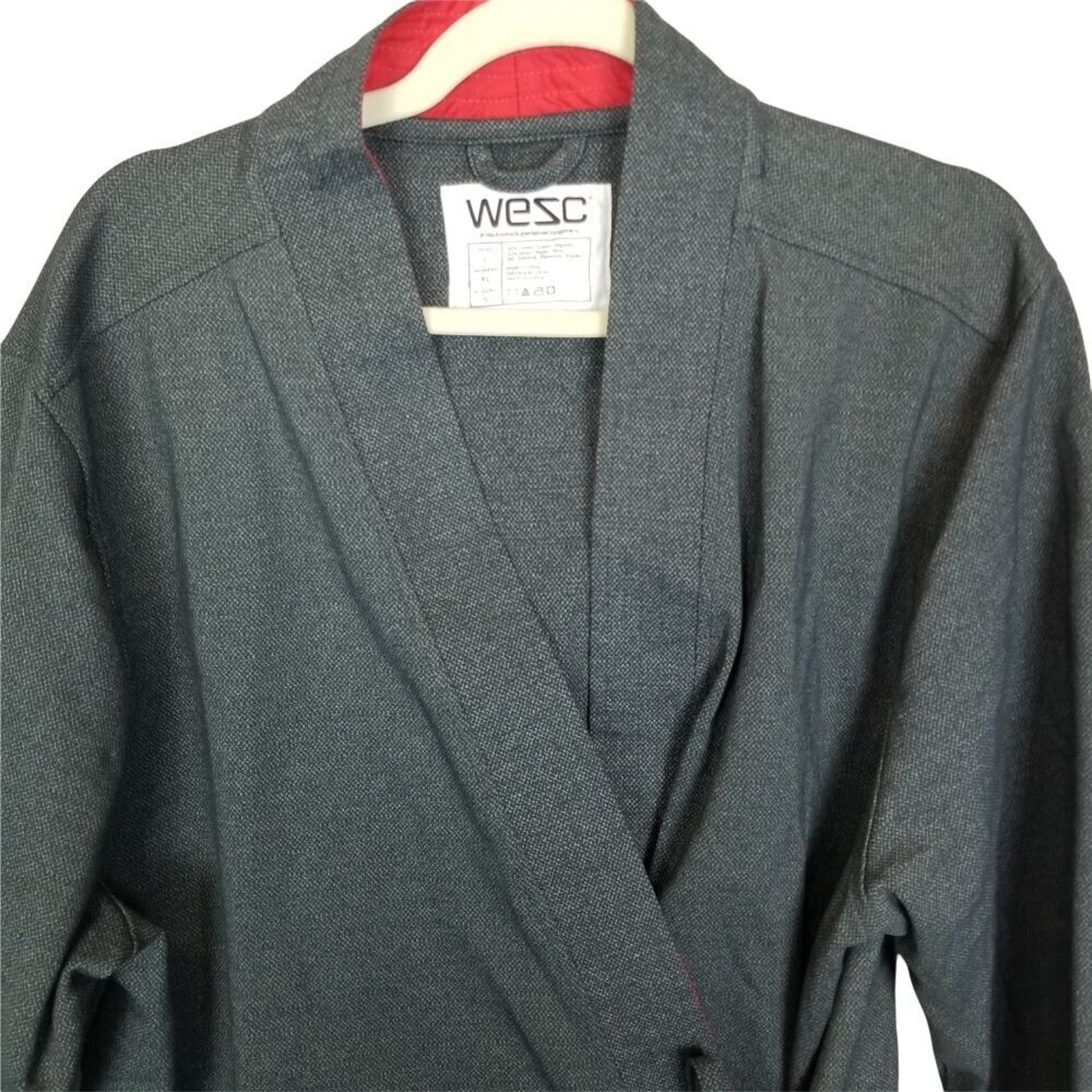 Wezc Long Sleeve Robe Long Bathrobe Unisex L/XL Gray Is This Reality? Bathrobe