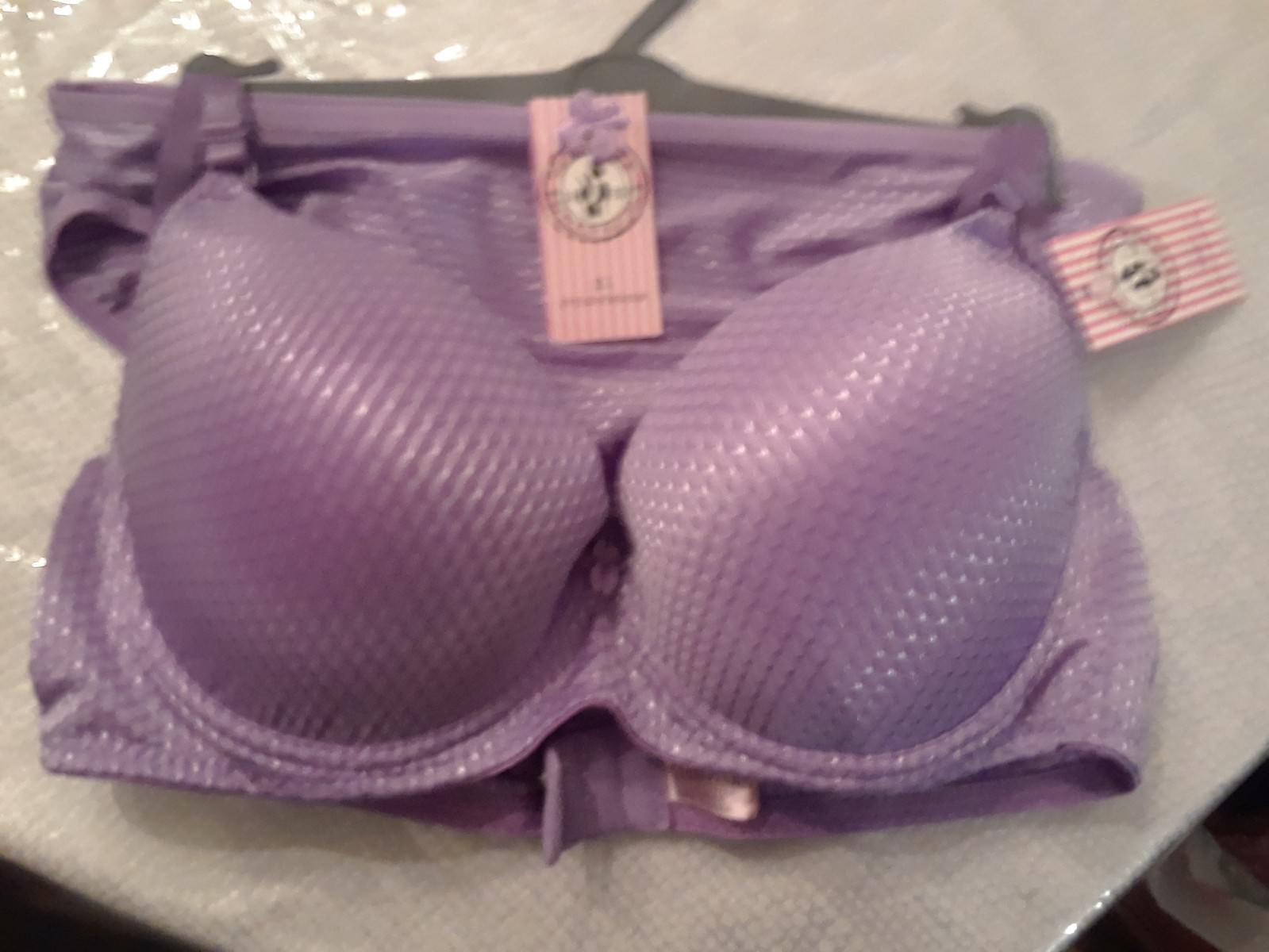 New ladies sexy push- up bra and panties set ..by paris pink