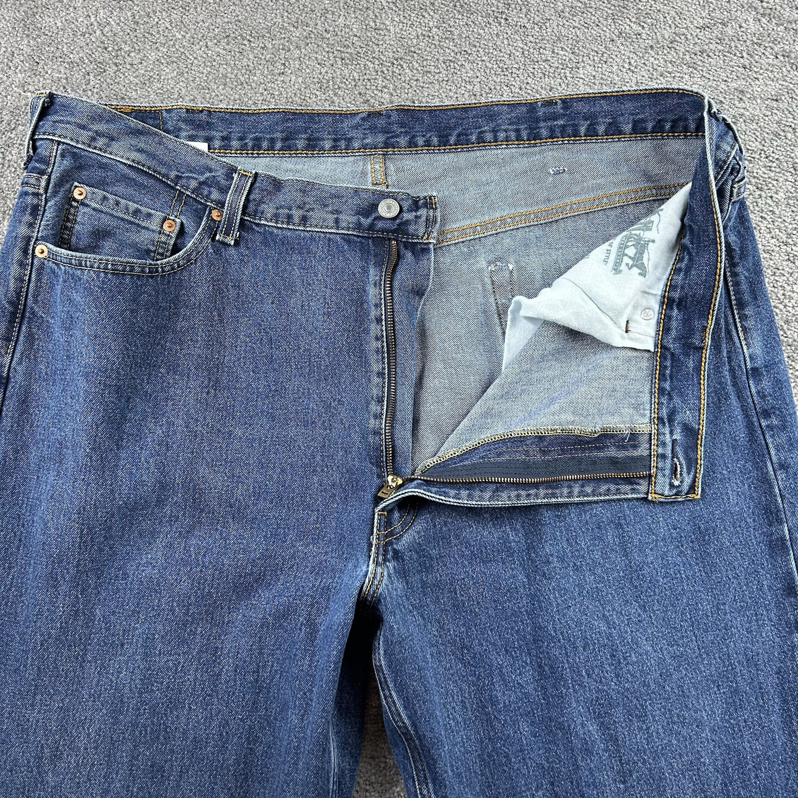 Levis 550 Relaxed Fit Jeans Mens 44×29 (46×30) 100% Cotton Blue Med Wash Classic
