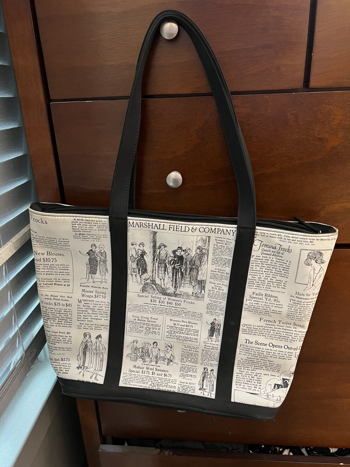 Vintage Marshall Field’s Tote Bag Chicago Dept Store Newspaper Print Zip Rare