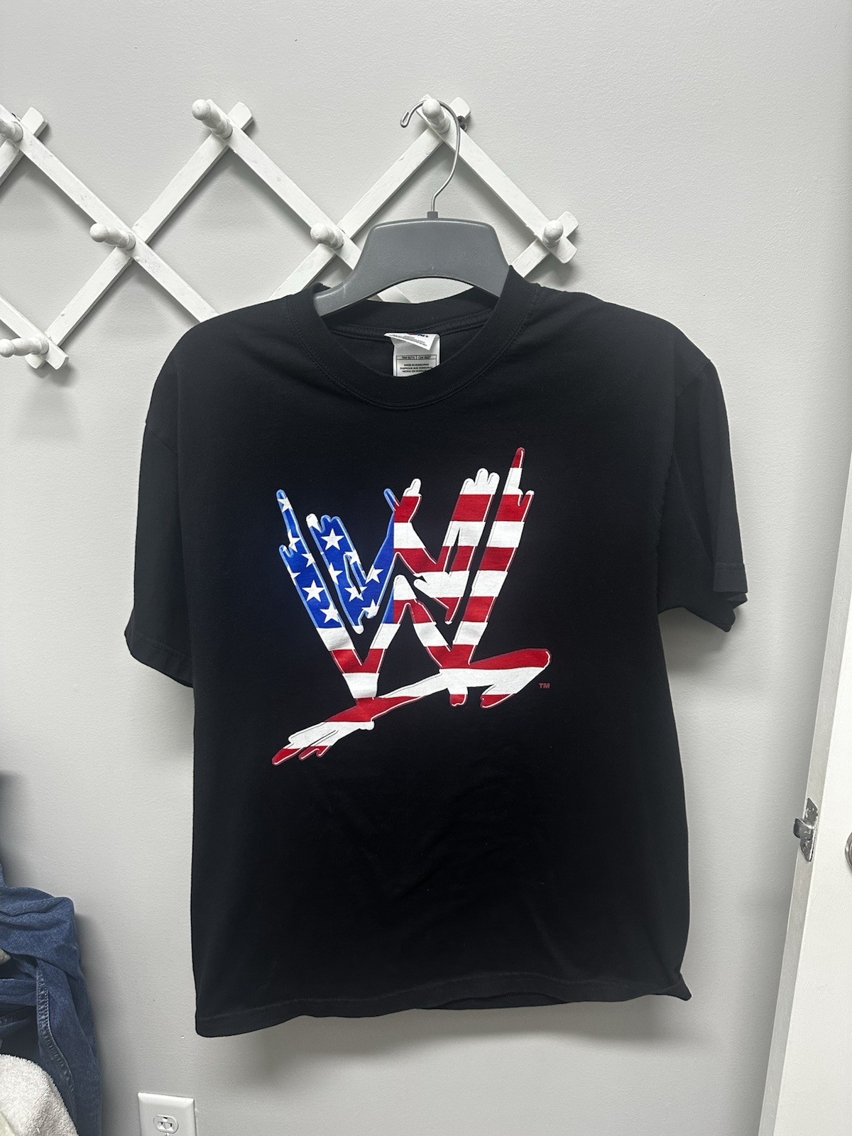 Vintage 2002 Diamond Star WWE Black Tee Shirt Red White & Blue Logo Size Large