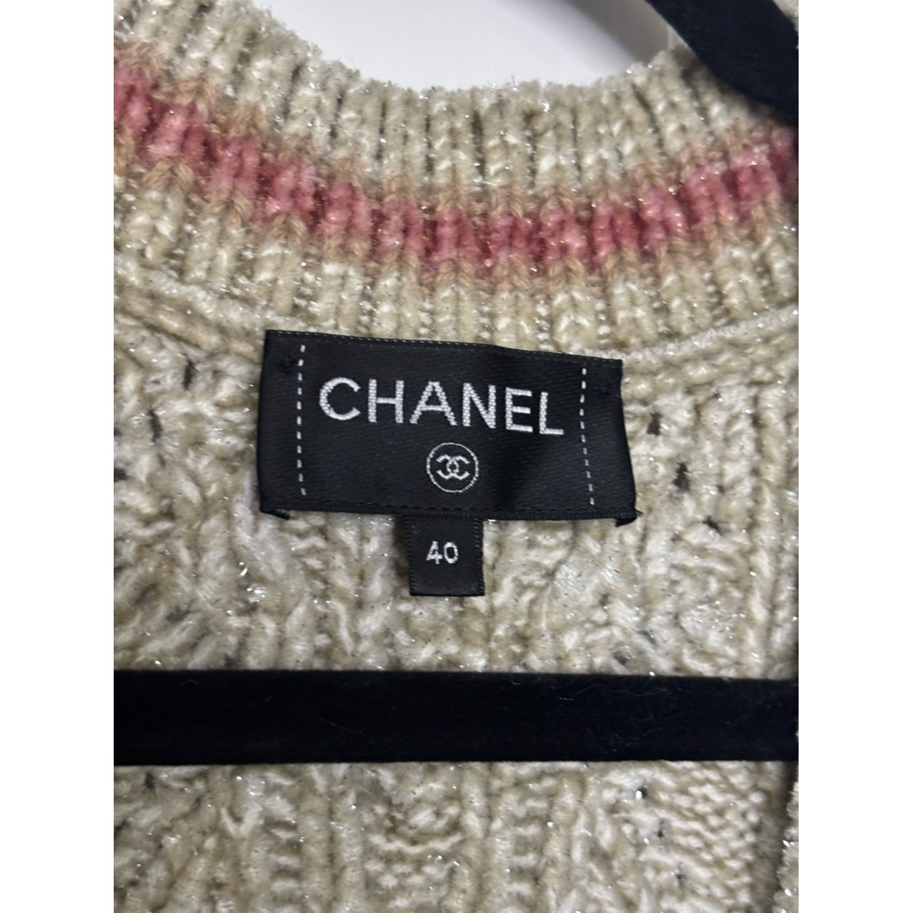 CHANEL 22FW Beige Cable Knit Vest with Pink Accent size French 40