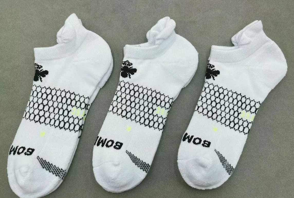 3 pairs Bombas All-Purpose Performance Men’s Ankle socks – Size Medium White
