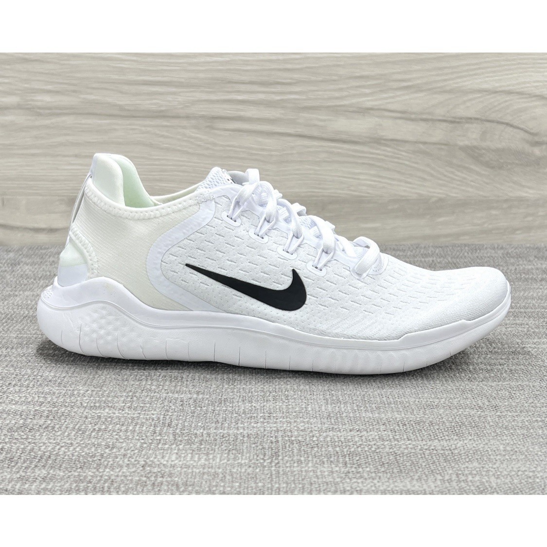 Nike Free RN 2018 White Black Run Running 942837-100 Low Gym Training Womens 10