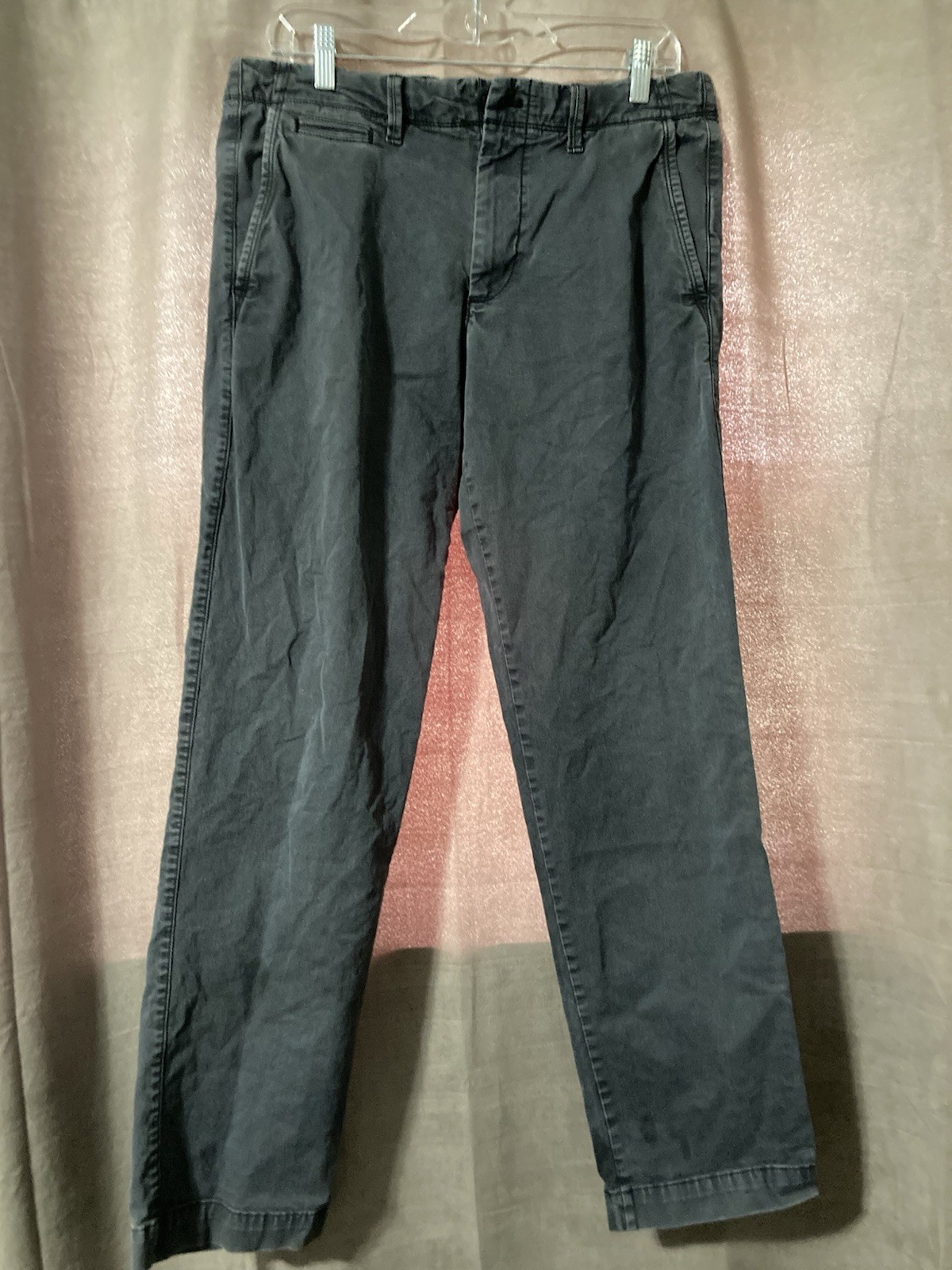 GAP Men’s Gray Twill Cotton Chino Pants Straight Fit Flat Front 32W Pockets