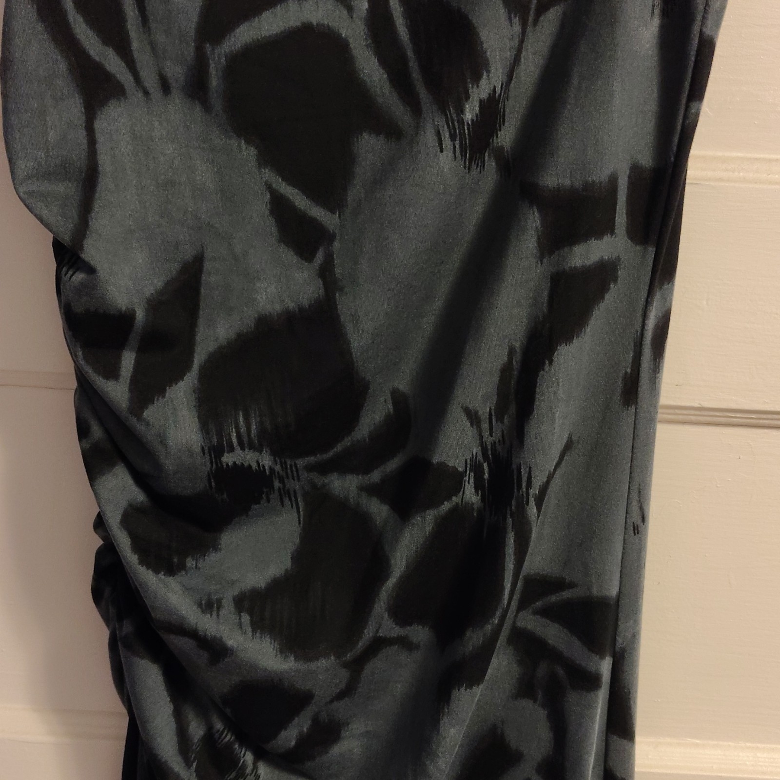 Nina Britton Women’s S Black/Gray Floral Bodycon Round Neck Long Dress