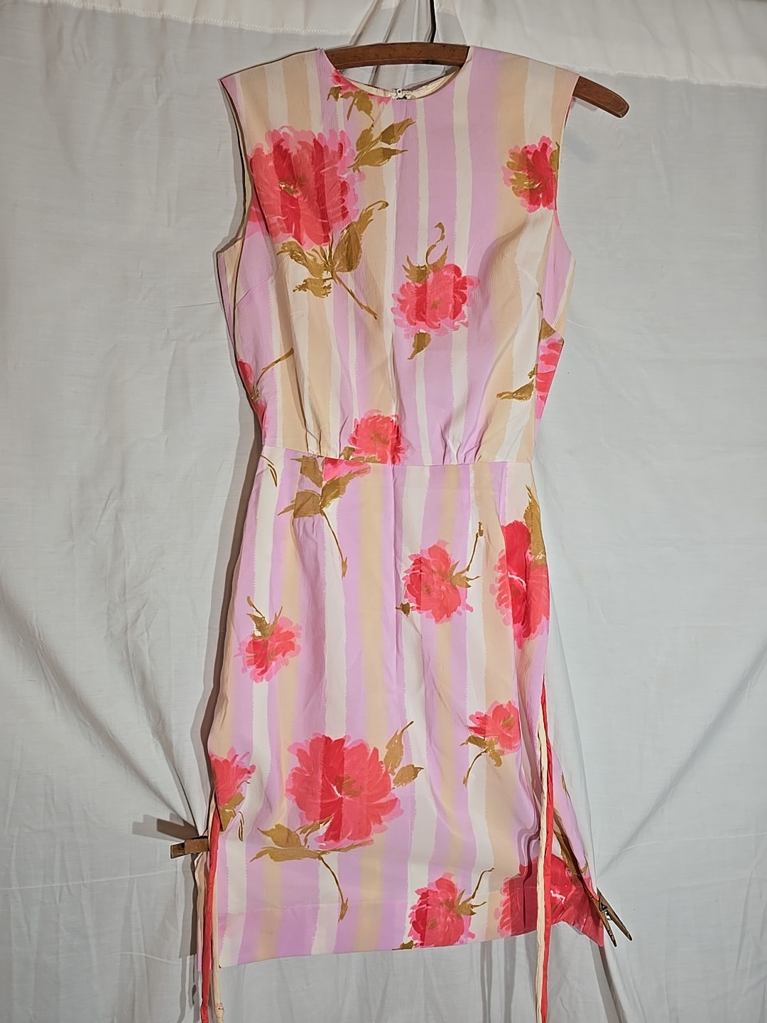 Vintage 1965 Mod Striped Floral Sleeveless Novelty Dress Size Small