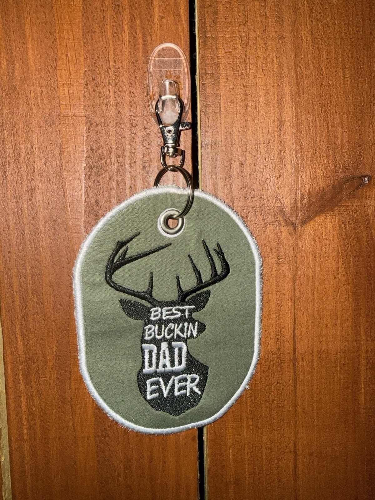 Best Buckin Dad Ever Deer Antlers Embroidered Clip Key Chain Key Fob Green