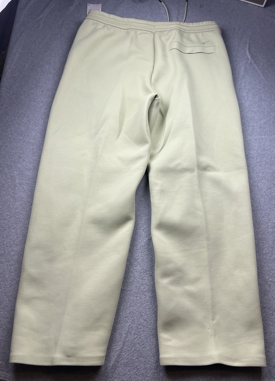 Nike Tech Fleece Open Hem Sweatpants Men’s Size XL FZ7583-371 Olive Aura NWT