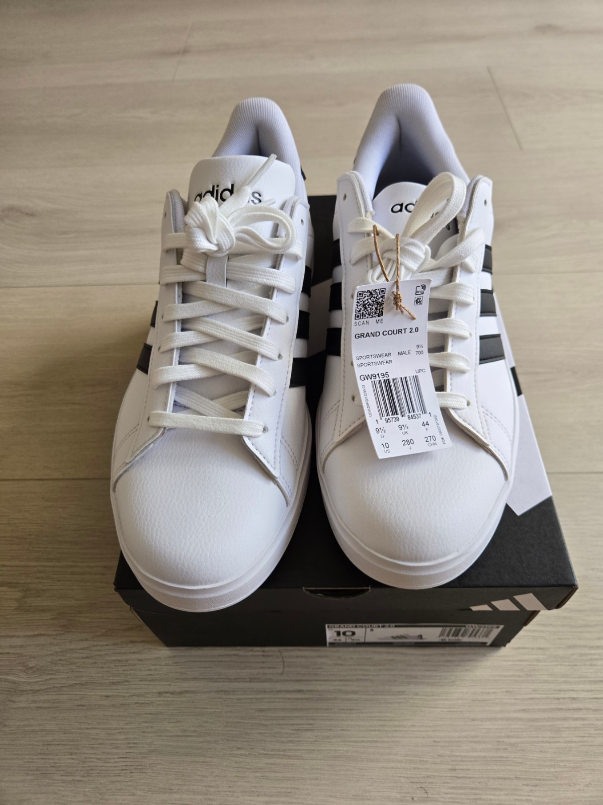 adidas Grand Court 2.0 Men’s US 10 White Black Sneakers GW9195