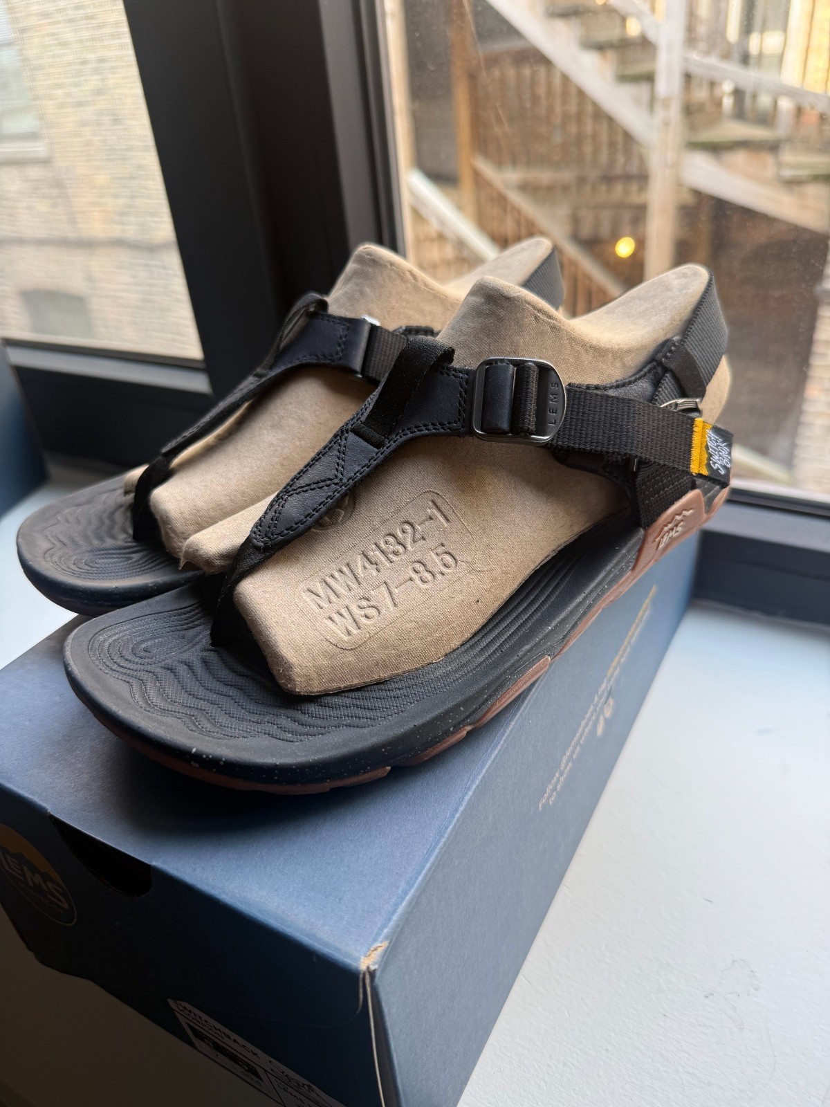 Lem’s Men’s Switchback Sandal – SCORPION – (ALL SIZES/NEW) 🦂