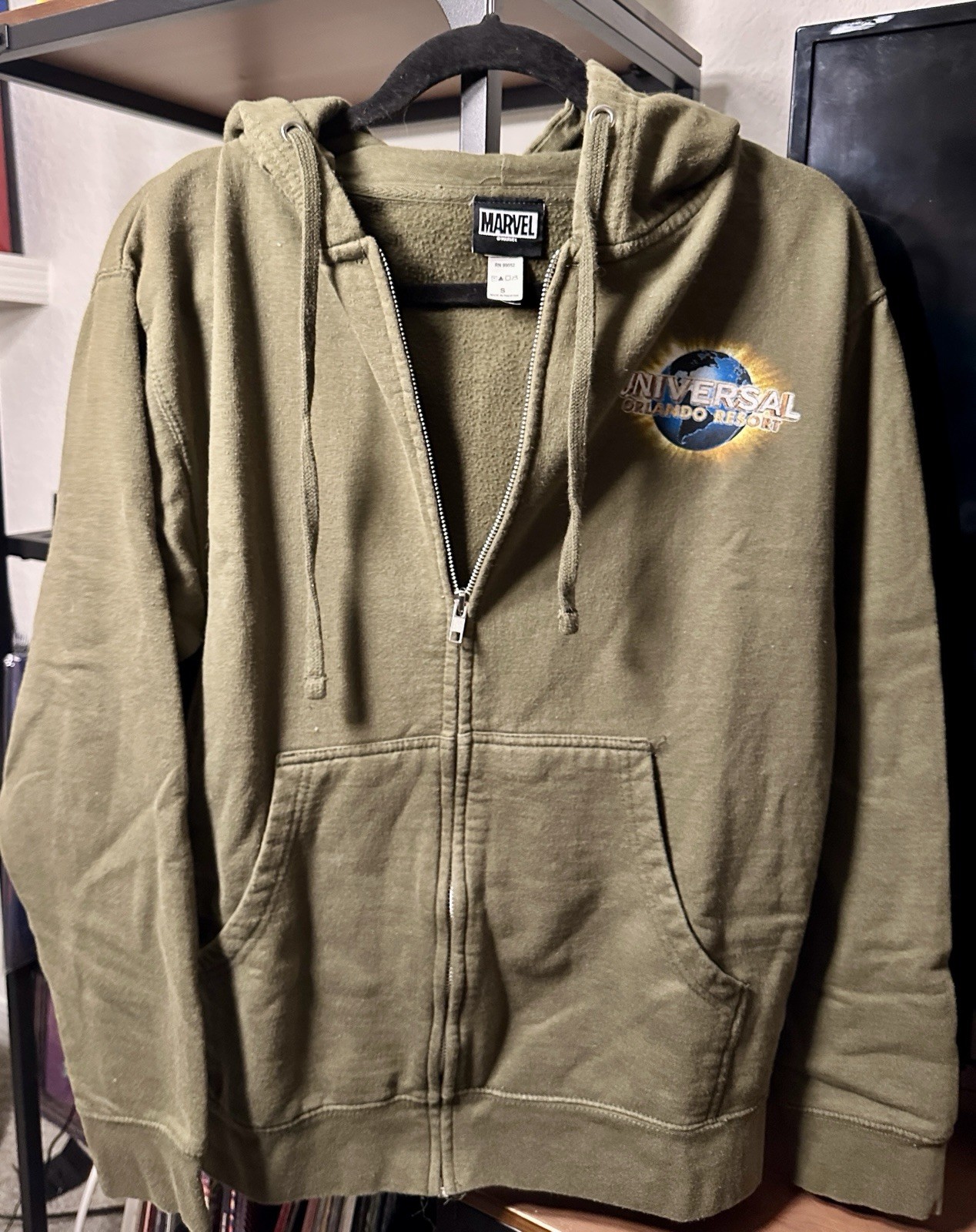 Universal Orlando Resort Marvel Zip Hoodie Green Adult Small Hulk Iron Man