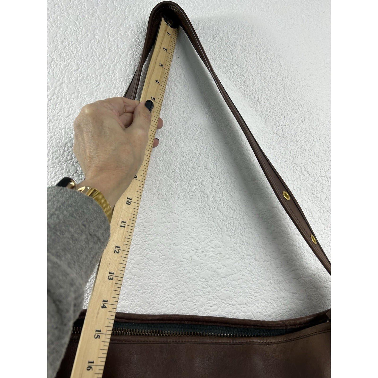 Vintage Coach Duffle Sac Bucket 9028 Brown Leather Shoulder Bag Purse USA Made