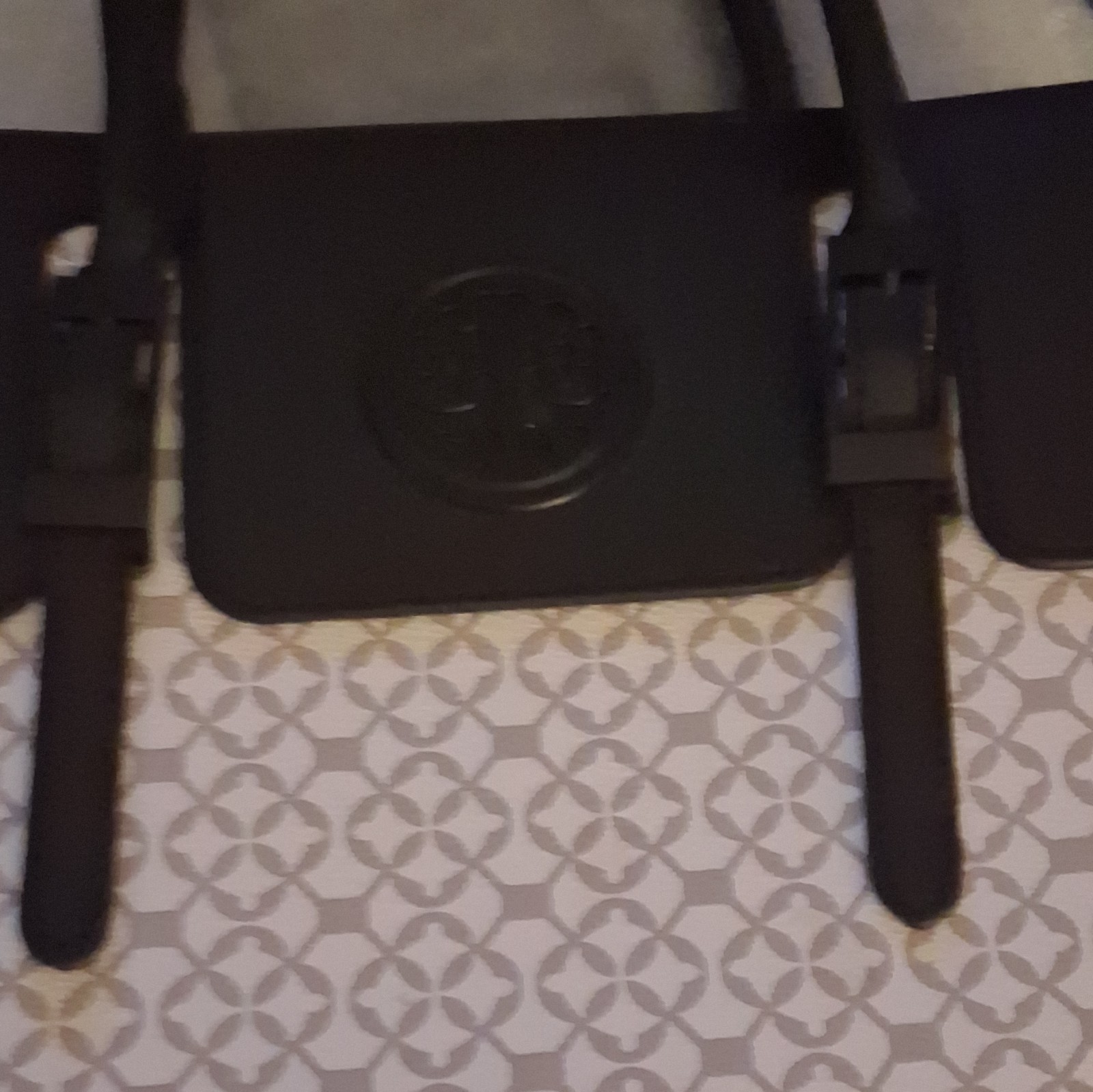 Women’s Geometric Tote Bag Beige/Black Rectangle Double Handles Logo Accent
