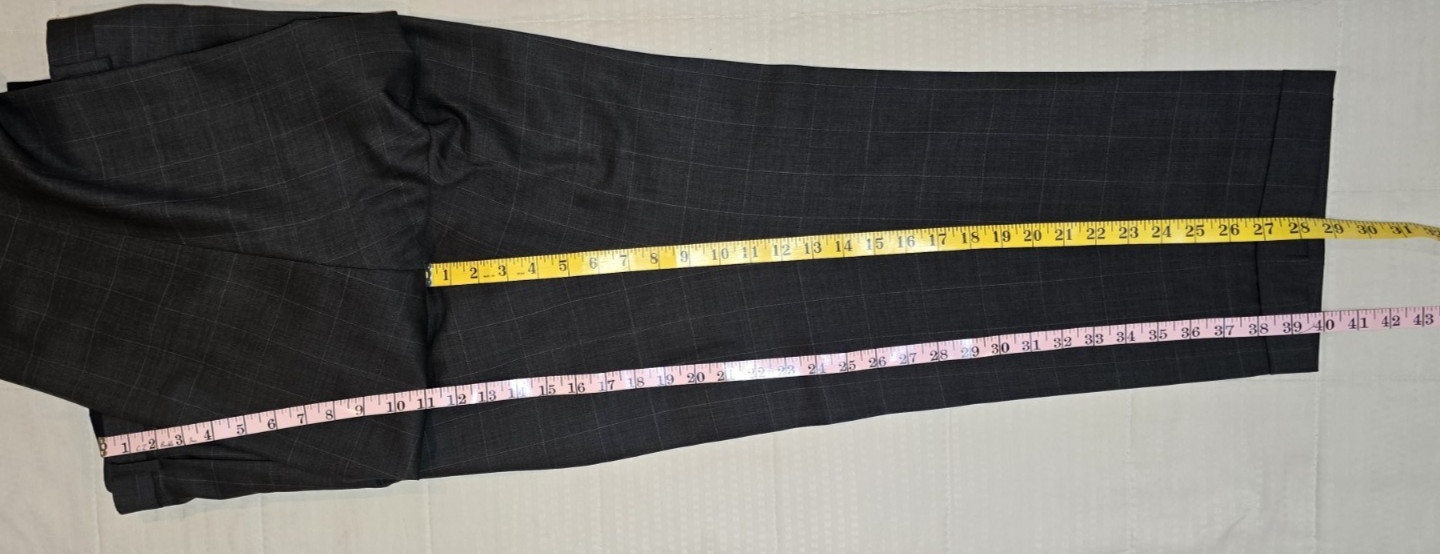 Jos A Banks 100% Wool Mens Dk Gray 46R 2 Pc Suit with Cuffed Pleated Pants 40×29