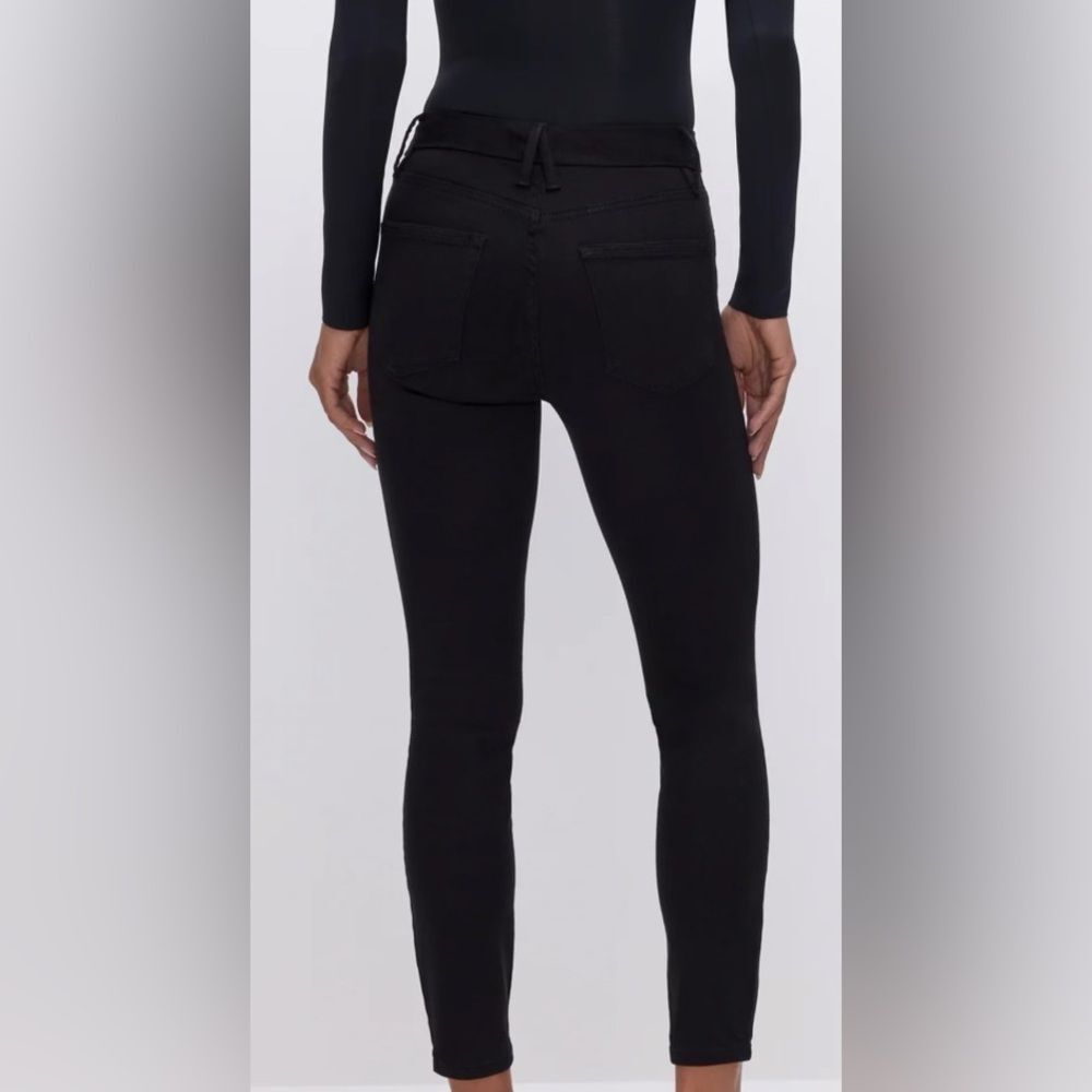 NWT Good American Black Wash Good Legs Crop Size: 00/24