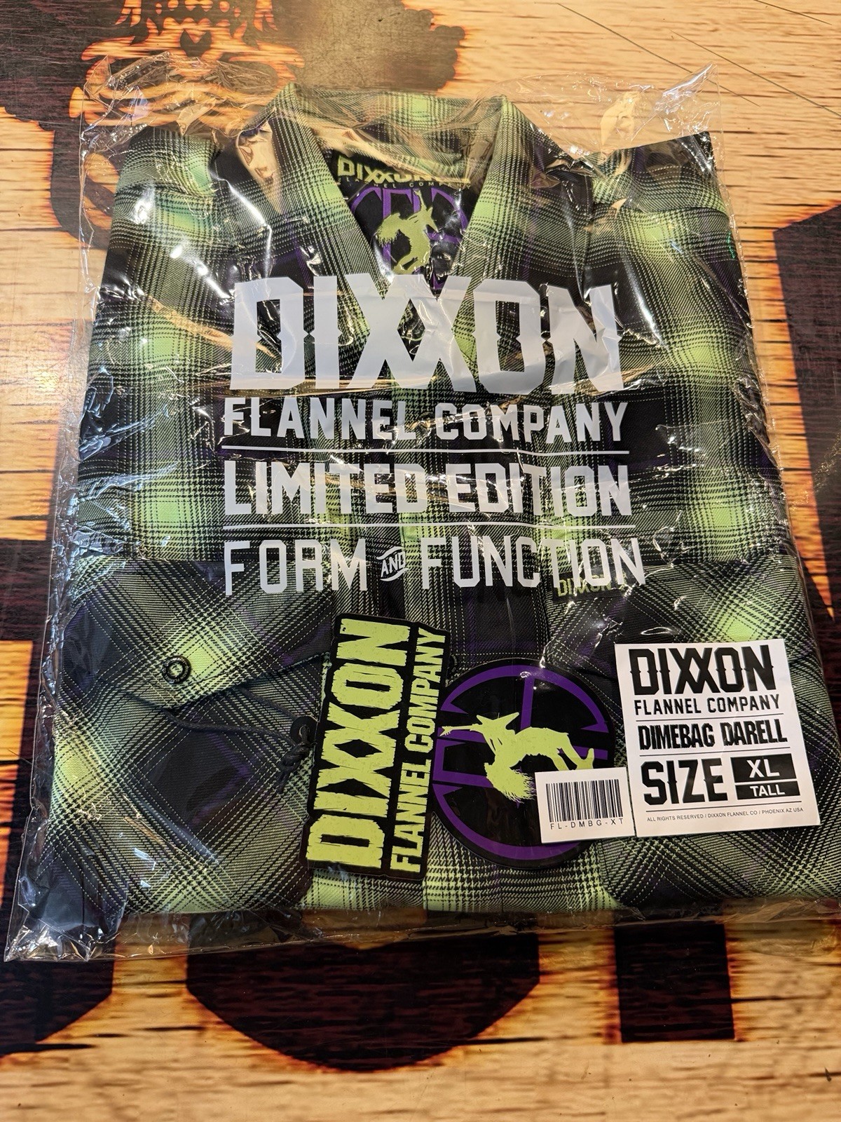 DIXXON DIMEBAG DARRELL MEN’S FLANNEL LIMITED PLAID SHIRT XL GREEN PURPLE