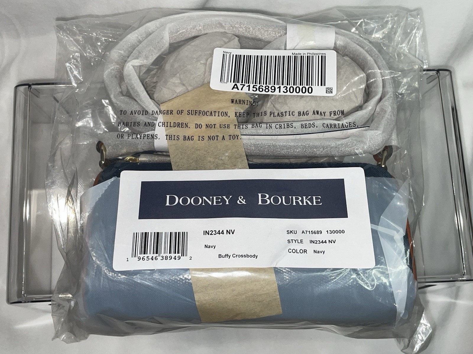 Dooney & Bourke Navy Solid Zip Crossbody Bag Detachable Strap Lined Key Clip