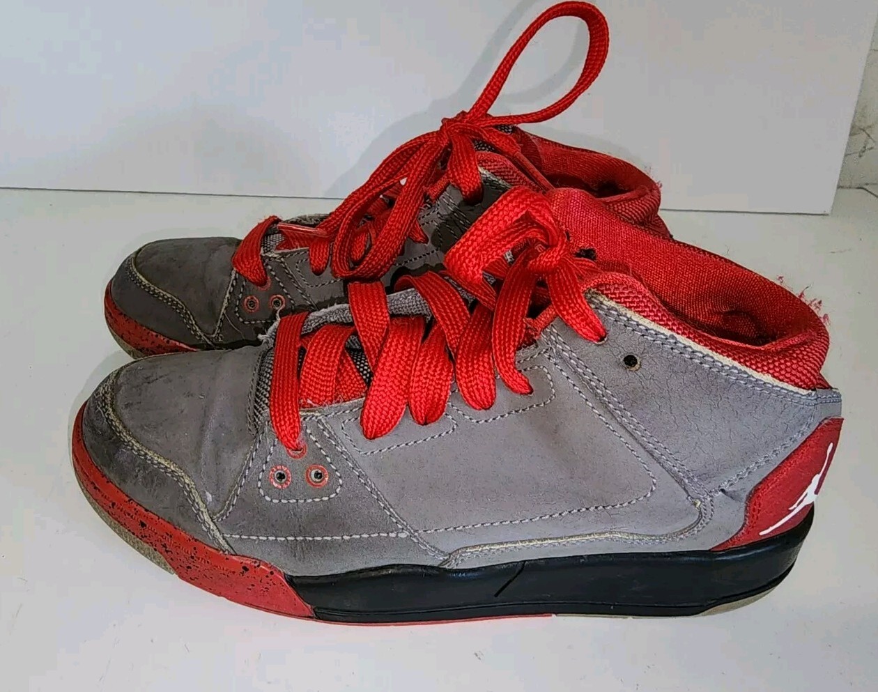 Nike Air Jordan Flight Origin Kids Size 2Y US Gray Red Black Shoes