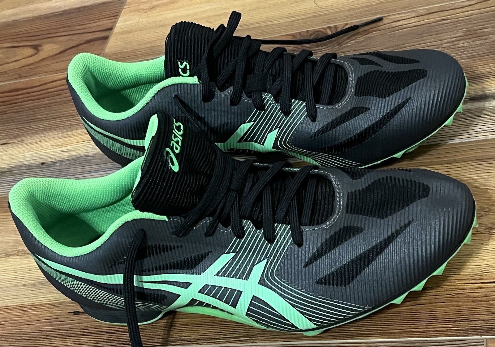 Green and Black ASICS Hyper MD Track Spikes Men’s Size 11
