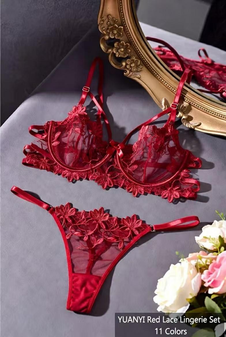Women Floral Lace Lingerie Set Wireless Bra Cutout Crotch Thong 2 Piece Outfit