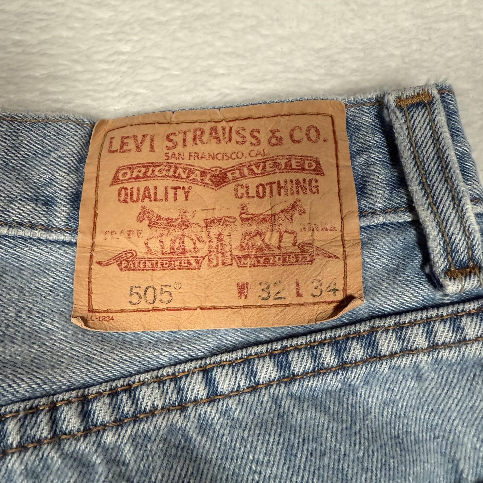 Levis 505 Jeans Mens 32×34 Blue Regular Fit Straight Leg Denim Made Lesotho