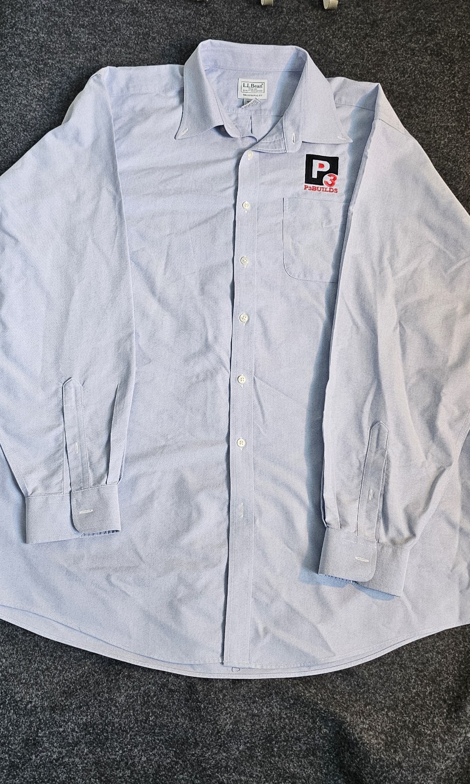L.L.Bean Men’s Traditional Fit Blue Cotton Button-Down Long Sleeve 17.5-37