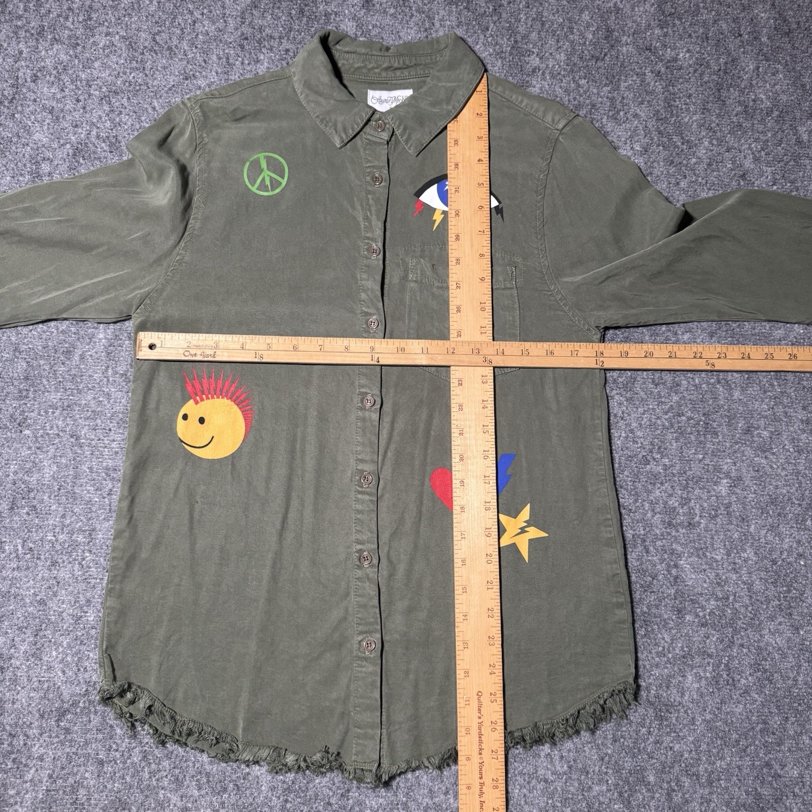 Lauren Moshi Military Green Button Up Shirt Eye Peace Smile Frayed Long Sleeve S