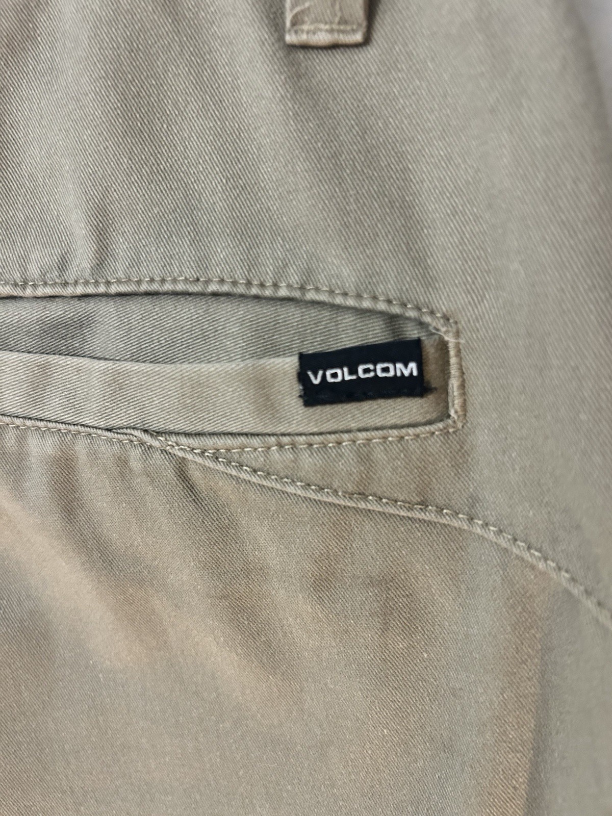 Volcom Mens 32 Khaki Chino Pants Tan Straight Fit Casual Skate Cotton Beige