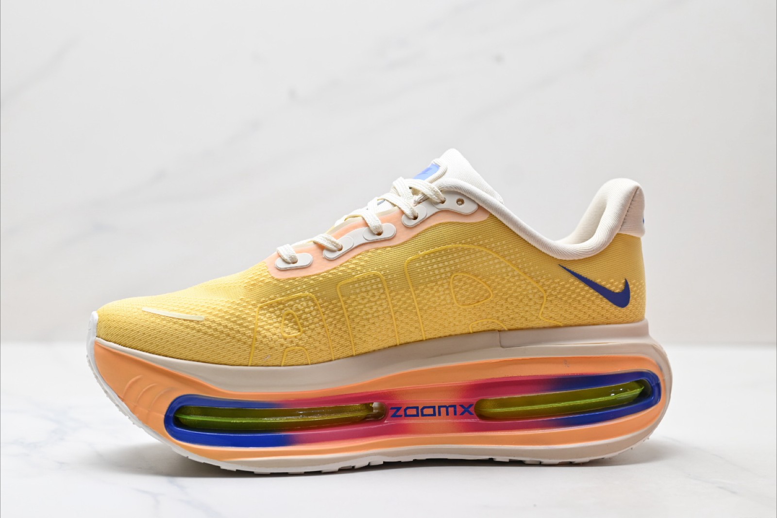 FN8453-025 NK AIR ZOOM PREMIUM YELLOW/GREY/BLUE