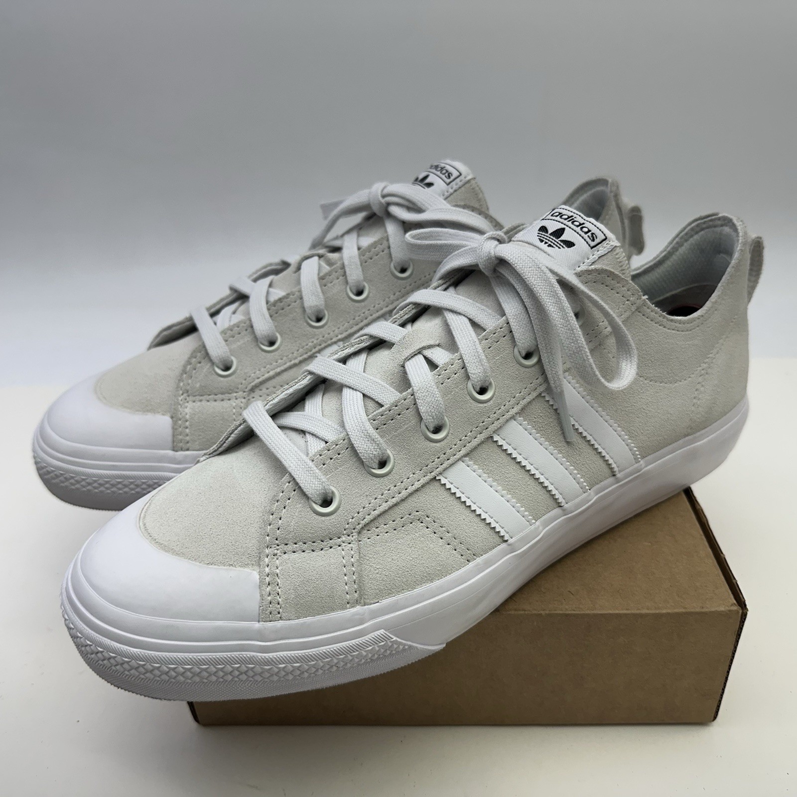 ADIDAS NIZZA LOW ADV SHOES – CRYSTAL WHITE/FTWR WHITE/FTWR WHITE US 13 Excellent