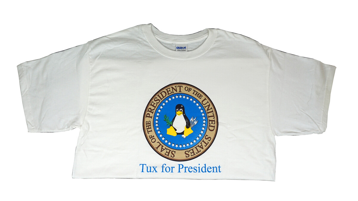 Tux for President Linux Penguin T-Shirt Large ( who says Geeks can’t look good )