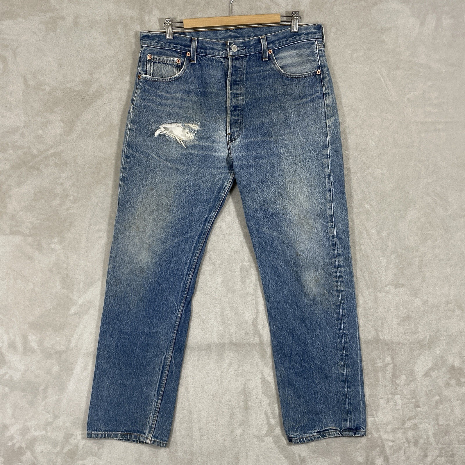 Vintage Levis 501xx Jeans Mens 38×34 (fit 36×31) Made in USA 501-0000 Whisker
