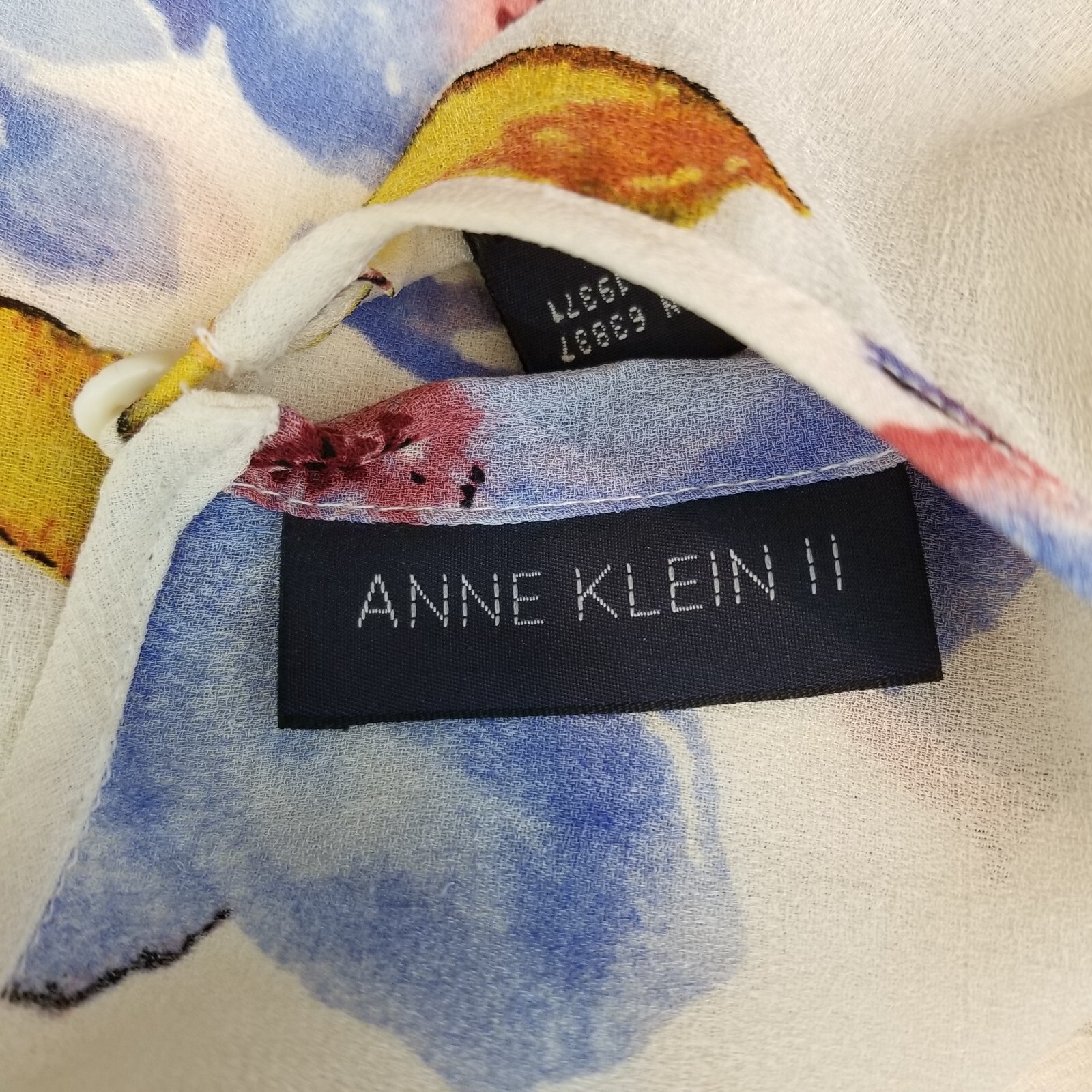 Vtg Anne Klein Top Women 12 Floral 100% Silk Sleeveless Shell Keyhole Back Money