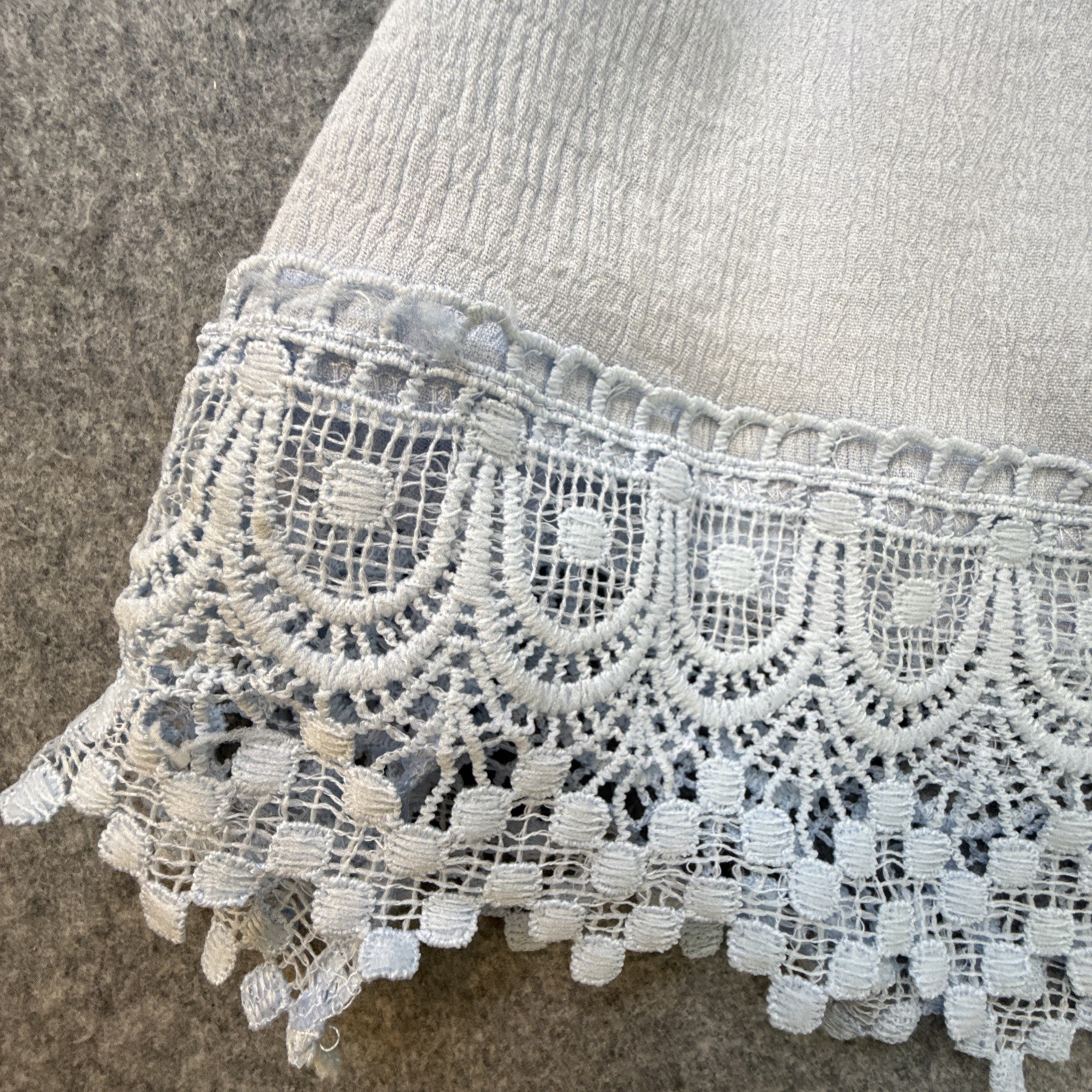 NWT Woman’s 100% Cotton Babydoll Blouse Crinkle Fabric Lace Trim Light Blue Sz M