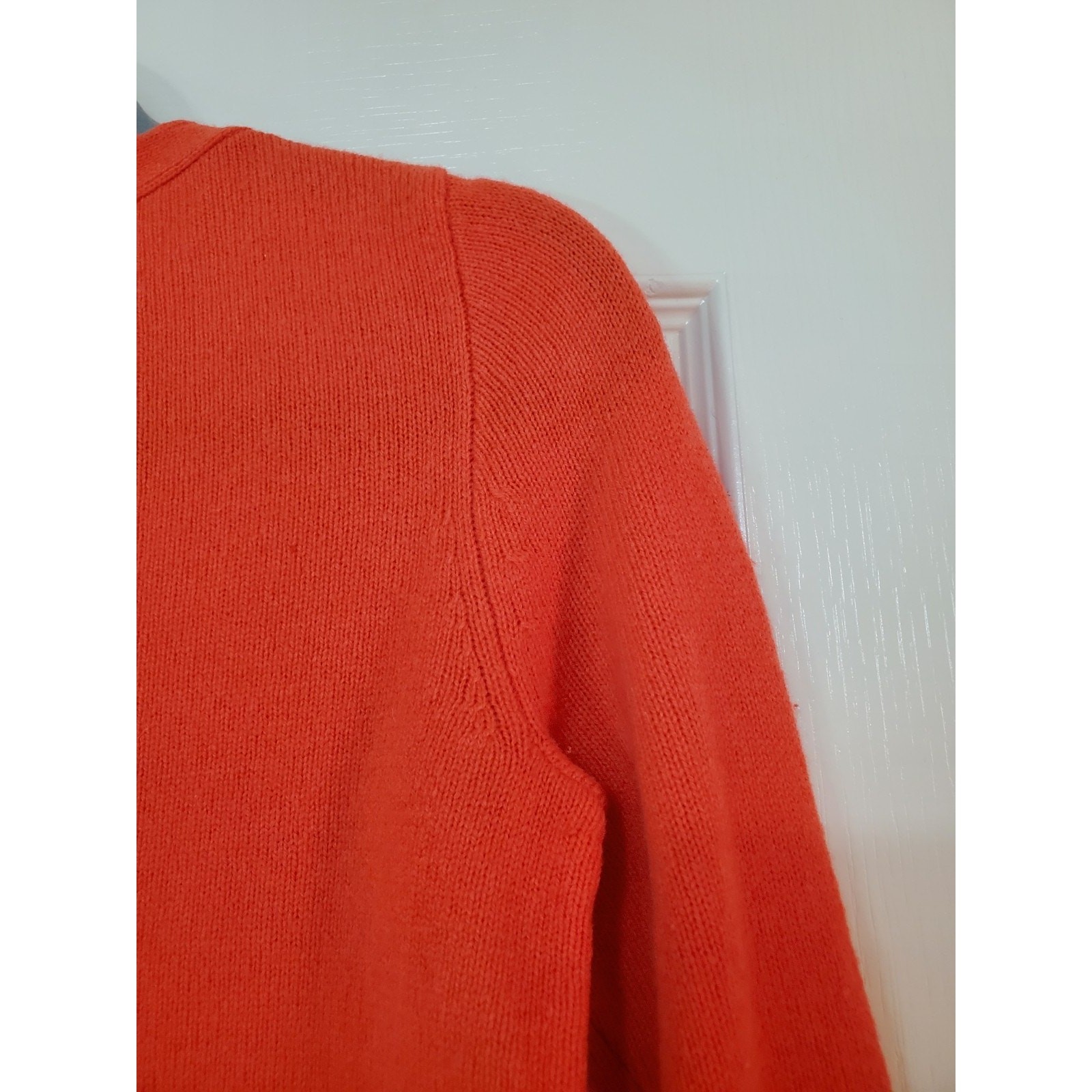 Wallace Merino Wool Rust Orange Shoulder Buttons Tight-Knit Sweater Womens Small